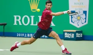 Djokovic khác nhánh chung kết với Sinner, Alcaraz ở Thượng Hải