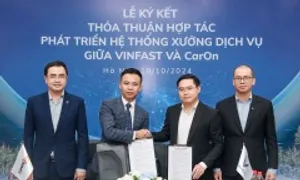 VinFast hợp tác CarOn mở chuỗi xưởng dịch vụ cho ôtô điện